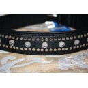 Collier avec strass et clous pour dogue allemand
