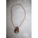 Joli médaillon vieux rose en verre style murano